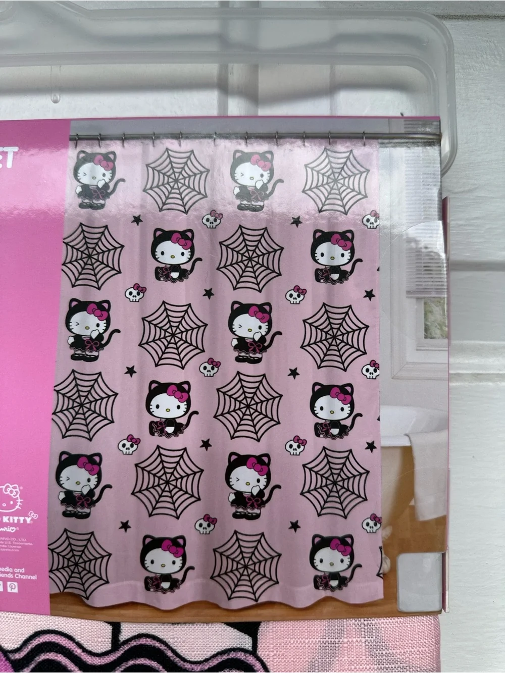 Hello Kitty Pink Shower Curtain Set